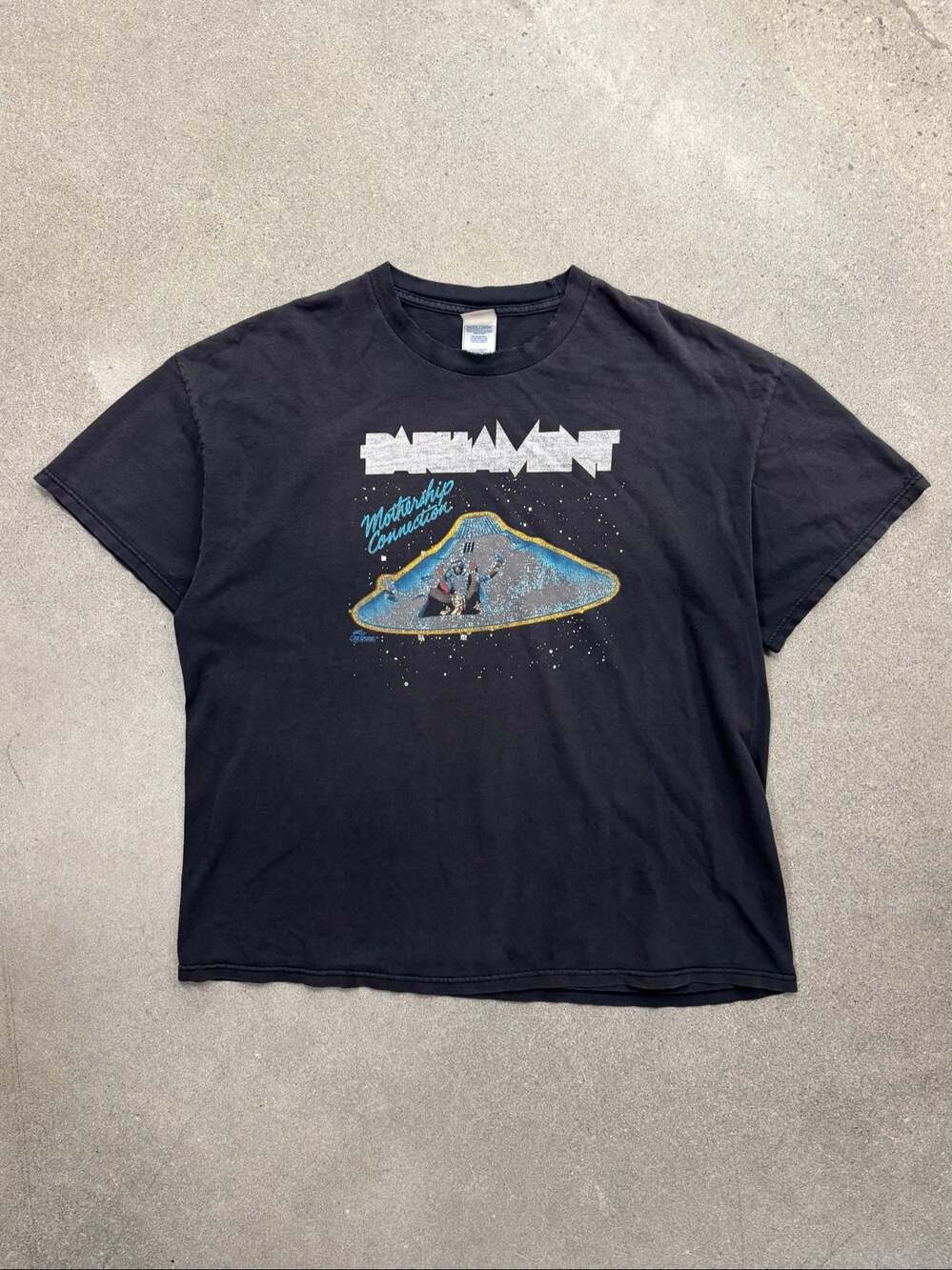 Vintage Parliament Funkadelic Mothership Connection T-Shirt - XL